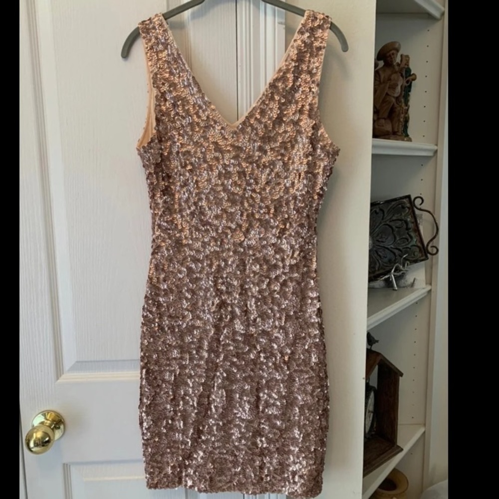 Beautiful Women’s V Neck Sequin Glitter Bodycon Stretchy Mini Party Dress